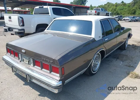 1982 Chevrolet Caprice Classic из США, поврежденный, VIN 2G1AN69H9C1230493